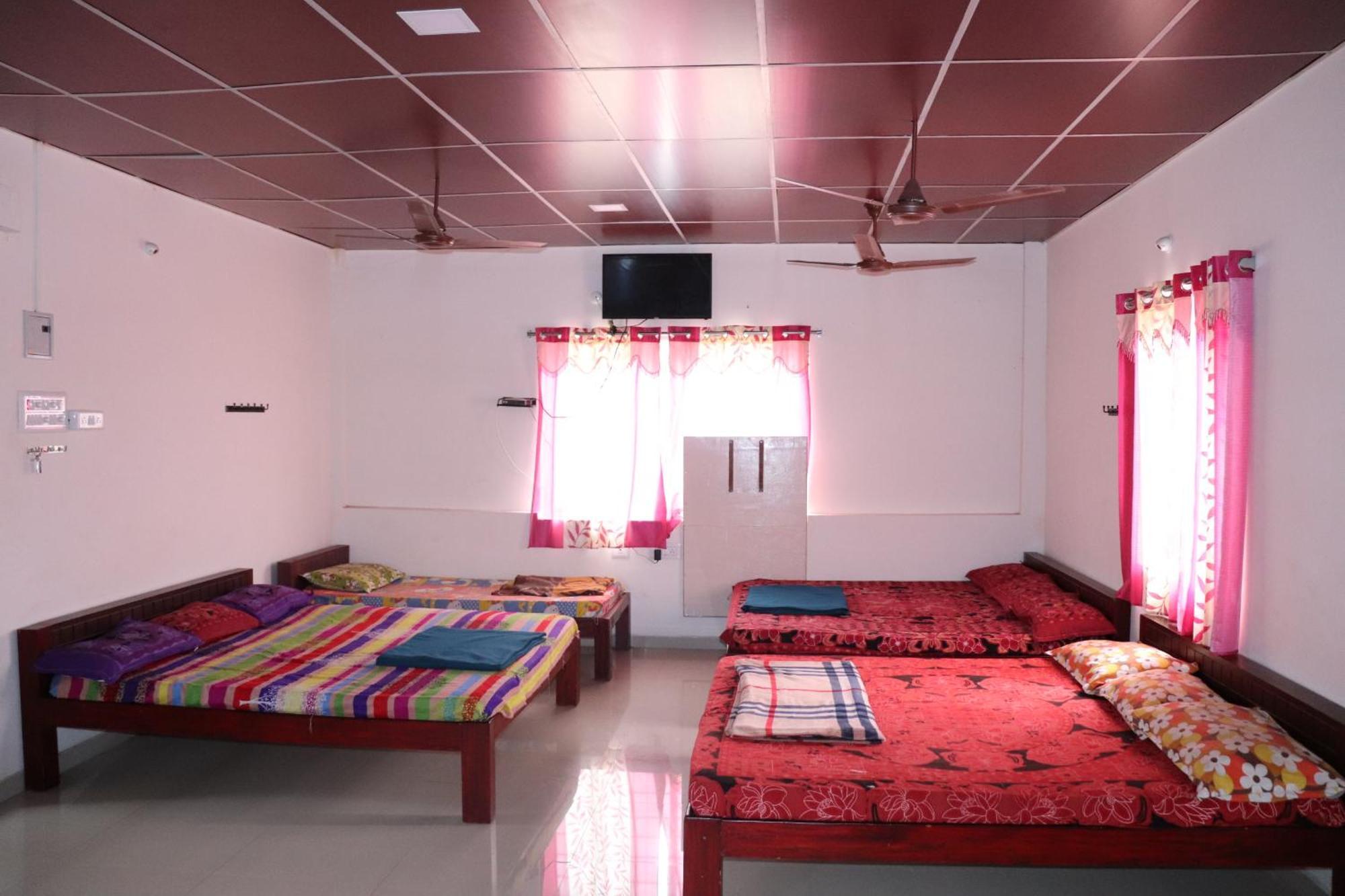 Honey Bee Resort - Near Yercaud Lake Zewnętrze zdjęcie